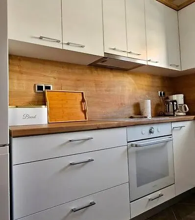 Gidas Apartment